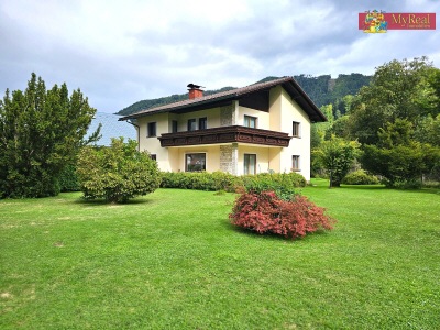 Sehr großzügiges Haus in Ruhelage