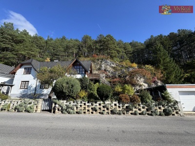 Exklusive Liegenschaft mit Top-Ausstattung