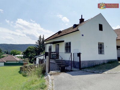 Hübsches kleines Haus auf großem Gartengrund in Berndorf