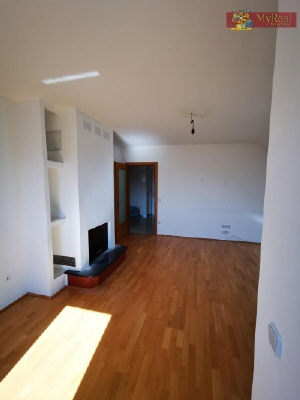 Sehr edle Dachgeschosswwohnung mit Fernblick